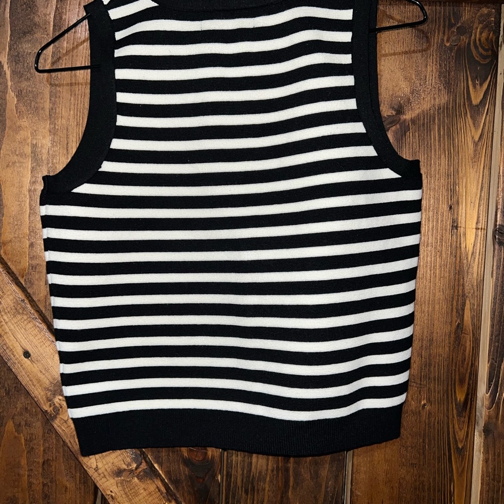 NWT Truth Black and White Striped Knit Vest - Picture 5 of 5